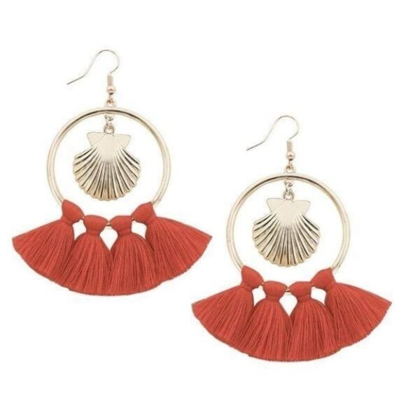 NWT fashion  gold hoop earrings - Picture 2 of 4